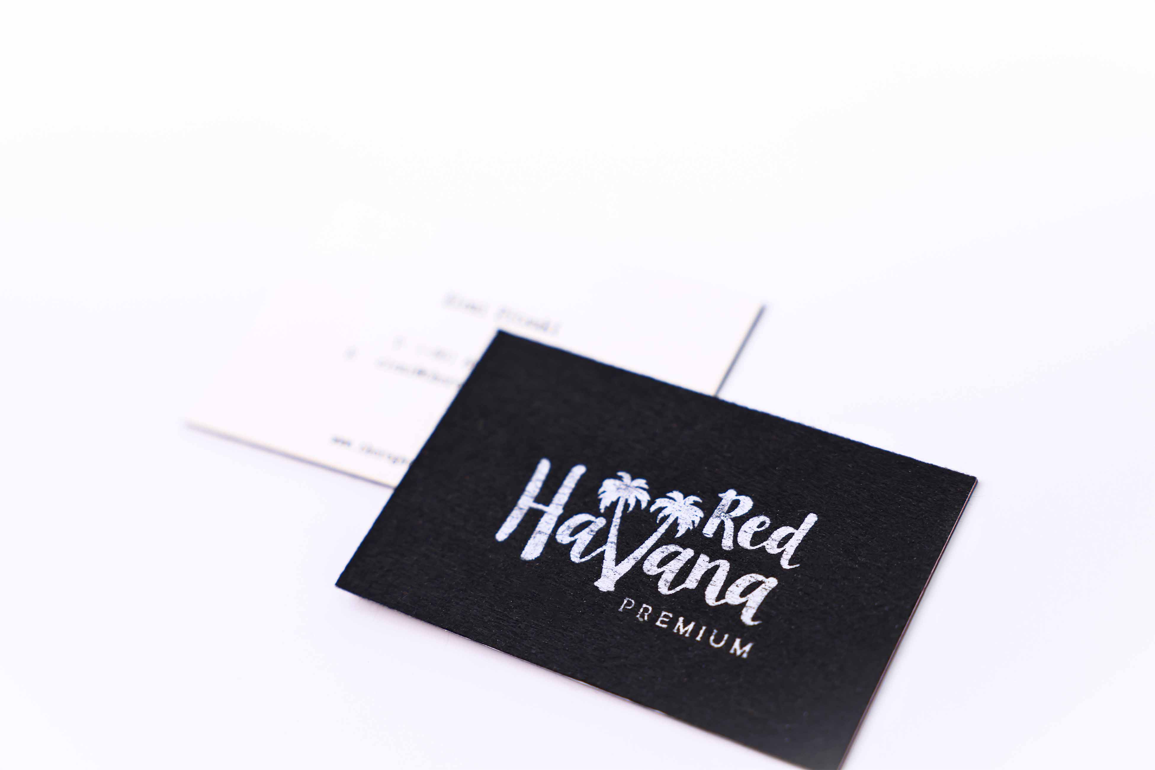 01.01 business card luxury 04 00