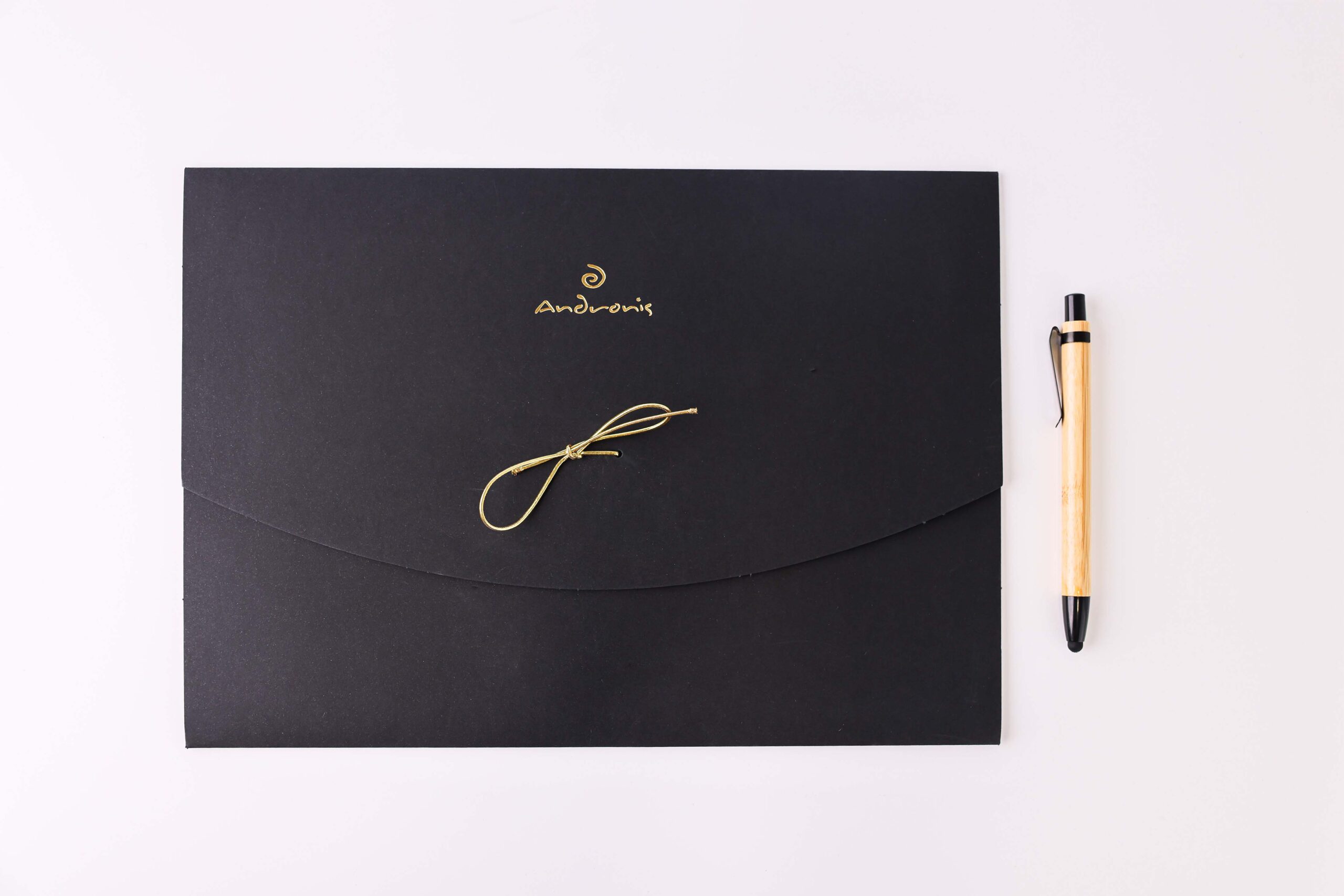 01.04 presentation folder 6 00