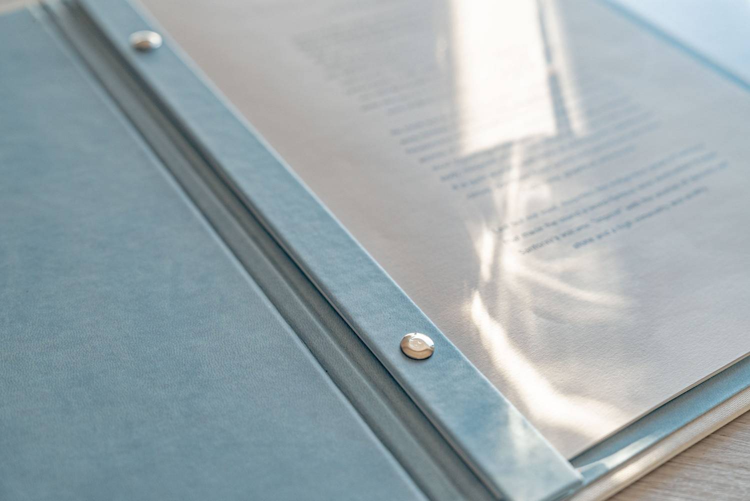hard cover menu wine 18 pearl marbella 14